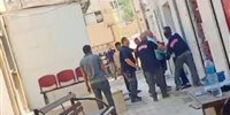 في الفيوم.. فيديو قديم يُثير الجدل مجددًا.. ومصدر طبي: الواقعة تعود لسنوات وتم التعامل معها قانونيًا
