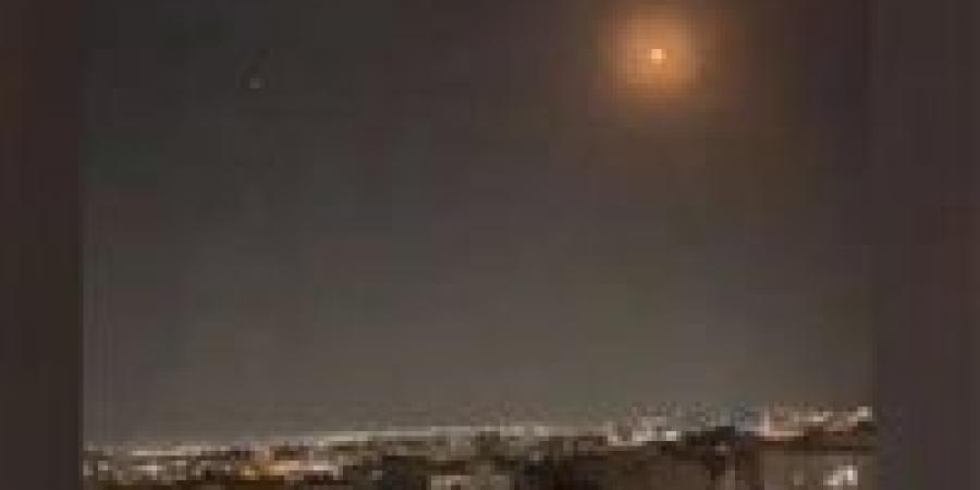 الجيش الأمريكي يستهدف ميناءي قشم وبندر عباس في ضربات جراحية مفاجئة