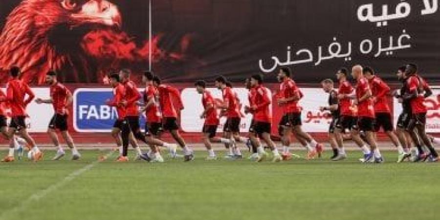 مدرب الأهلي الجديد.. ممنوع الاقتراب من الوطني.. وهذه شروط الأجنبي