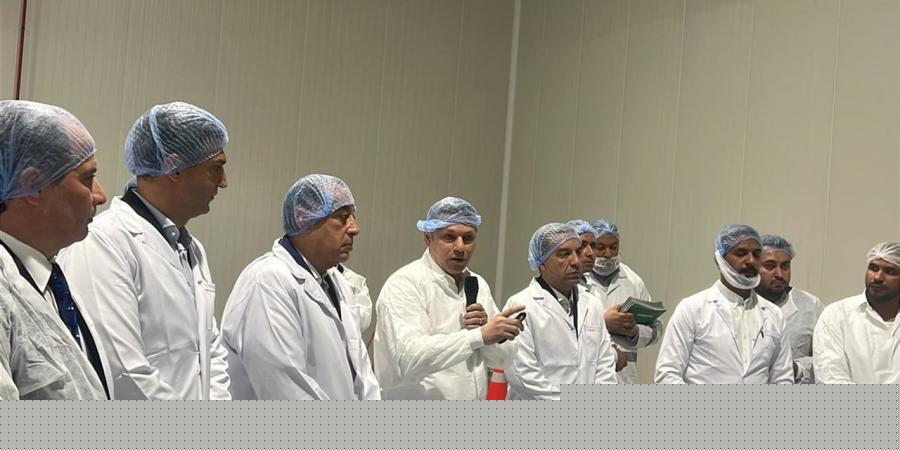 رئيس الوزراء يعطي إشارة بدء إنتاج أحد مصانع المشروبات الغازية بالسادات
