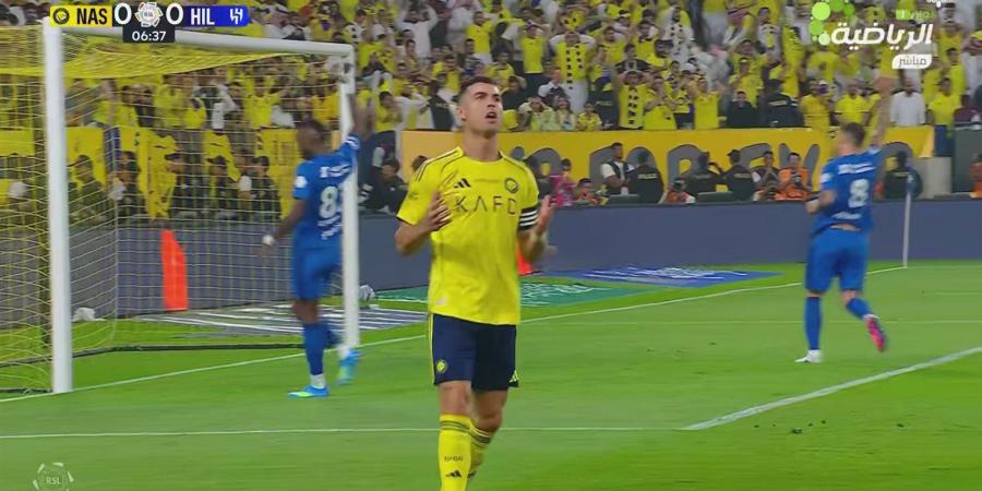 النصر.. ملخص اهداف ونتيجة مباراة النصر ضد الهلال في الدوري السعودي بعد مرور 30 دقيقة