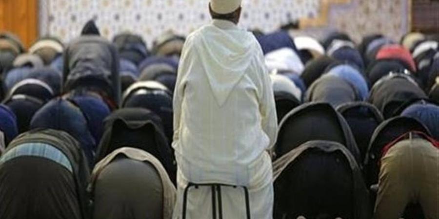 موعد أذان العشاء اليوم الثلاثاء 12 مايو في بني سويف