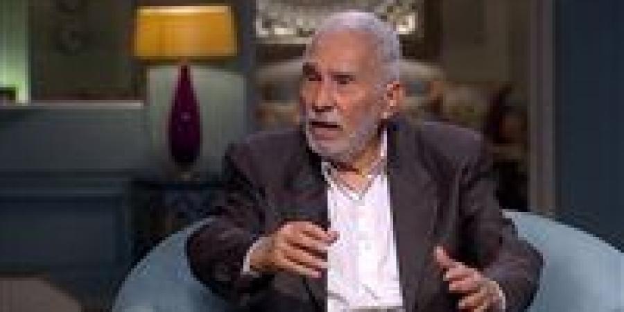 فنان كبير وقدير.. محمد صبحي ينعي عبد الرحمن أبو زهرة بكلمات مؤثرة