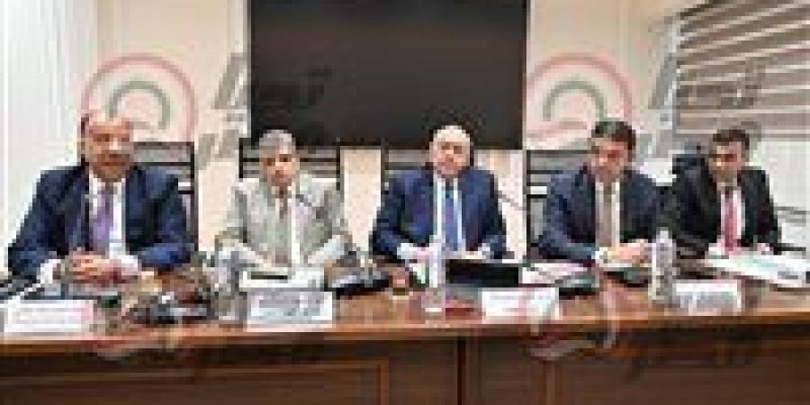 رئيس نقل النواب: قناة السويس أحد أهم شرايين الاقتصاد القومي المصري