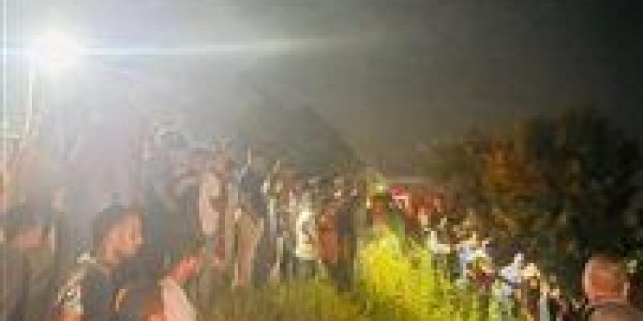 العثور على الجثة الثانية لضحايا حادث كوبري نجع حمادي أمام مسجد الشيخ أبو الوفا الشرقاوي