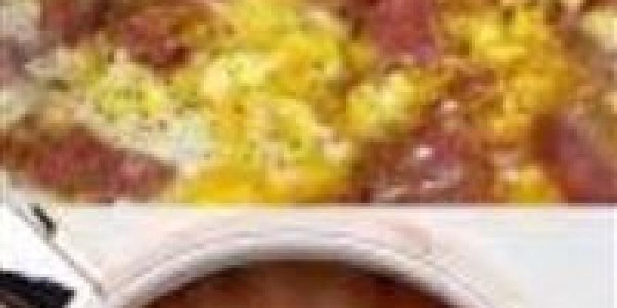 استشاري باطنة: خلط شائع يضر بجهازك الهضمي وتحذير من عادة خطيرة