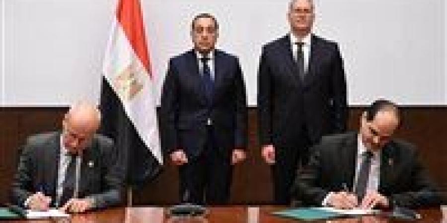 رئيس الوزراء يشهد توقيع مذكرة تفاهم للتعاون في أنشطة استكشاف الغاز الطبيعي