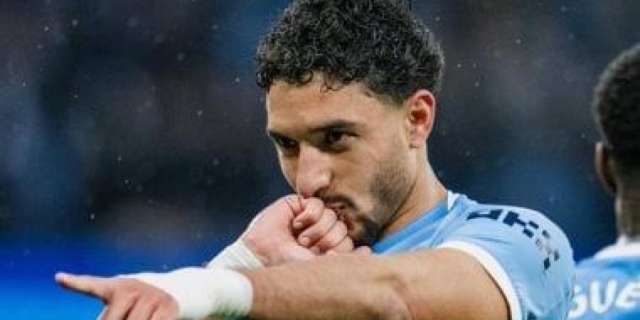 مانشستر سيتي يتفوق على كريستال بثنائية مرموش وسيمينيو بالشوط الأول.. فيديو