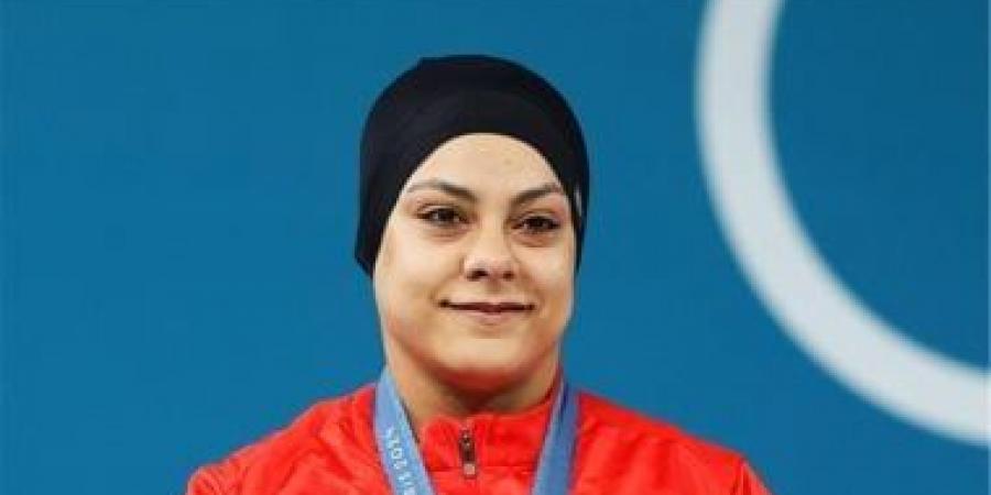 سارة سمير تتألق وتحصد 3 ميداليات ذهبية فى بطولة أفريقيا لرفع الأثقال