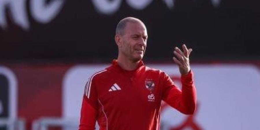 90 دقيقة تفصل الأهلى عن قرار رحيل ييس توروب استعداداً للموسم الجديد