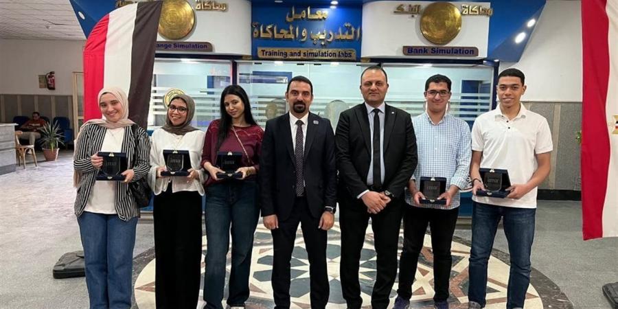 كلية التجارة بجامعة المنصورة تنظّم ندوة حول التأهيل المهني الدولي