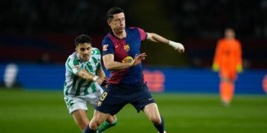 برشلونة يستهدف رقمًا قياسيًا فى الدوري الإسباني أمام ريال بيتيس الليلة