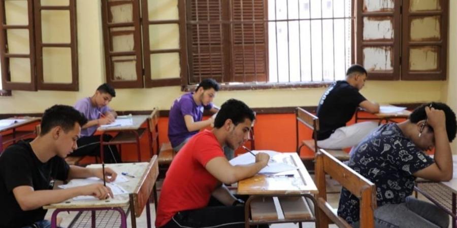 2 اعدادي.. جدول امتحانات الصف الثاني الإعدادي الترم الثاني 2026 بالمحافظات