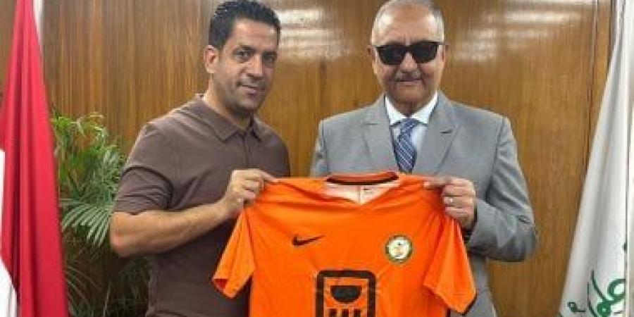 رسمياً.. وائل السيد مديراً فنياً لفريق الكرة النسائية بنادي البنك الأهلي