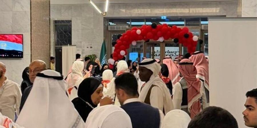 التضامن تواصل تفويج حجاج الجمعيات الأهلية إلى الأراضي المقدسة