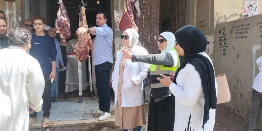 حملات رقابية مكثفة على محال الجزارة والأغذية بالإسكندرية والدقهلية لضبط الأسواق