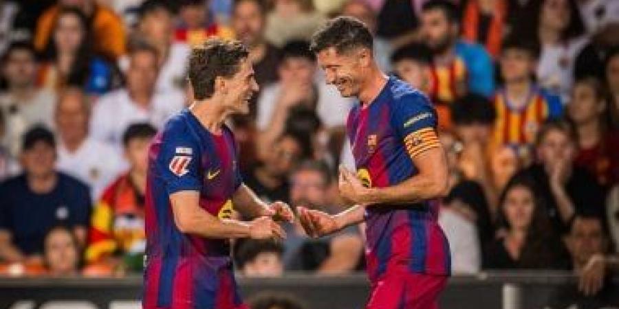 ليفاندوفسكي يسجل هدفه الأخير في خسارة برشلونة أمام فالنسيا