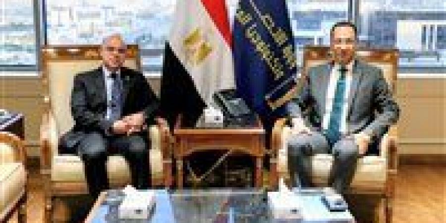 وزيرا الاتصالات والاستثمار يشهدان توقيع بروتوكول تعاون بين «ايتيدا» وصندوق تنمية الصادرات