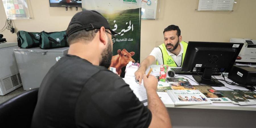 «مصر الخير»: إقبال كبير على شراء صكوك الأضاحي.. ورفع درجة الاستعداد بالمجازر حتى رابع أيام العيد
