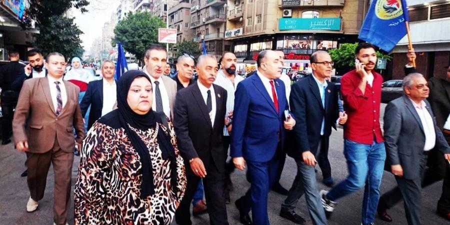 "حماة الوطن" بالجيزة يشارك الأهالي فرحة العيد بفعاليات احتفالية وتوزيع الهدايا على الأطفال (صور)