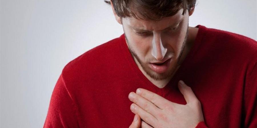 تسارع ضربات القلب المفاجئ.. متى يكون طبيعيًا ومتى يشير إلى مشكلة صحية؟
