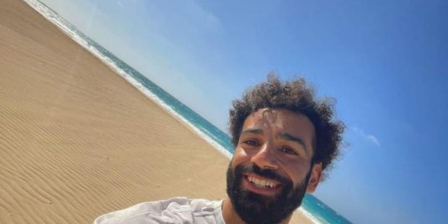 من محمد صلاح إلى ميسى.. العلمين الجديدة والأهرامات قبلة نجوم العالم