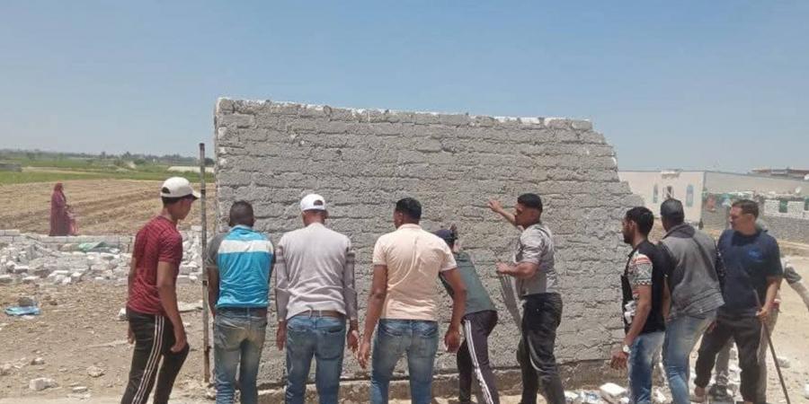 حملات مكبرة لإزالة أعمال البناء المخالف بحي العامرية
