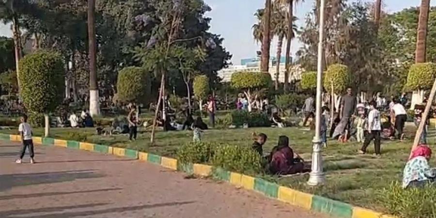 فرحة ولمّة عائلية.. الحدائق العامة قبلة المصريين في خامس أيام العيد (بث مباشر)