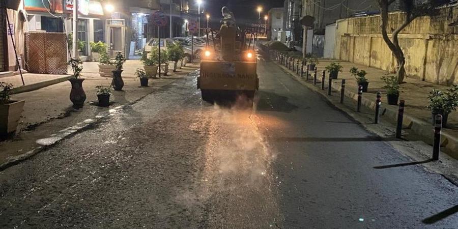 "مهيب": التوسع في الطرق الخرسانية محدود اقتصاديًا والتقنيات الحديثة تقلل تكلفة الأسفلت