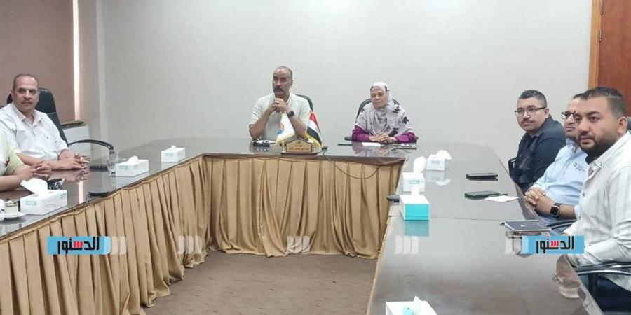 وكيل تعليم بني سويف يشهد اجتماع اللجنة التنسيقية لمبادرة "صحتهم مستقبلهم"