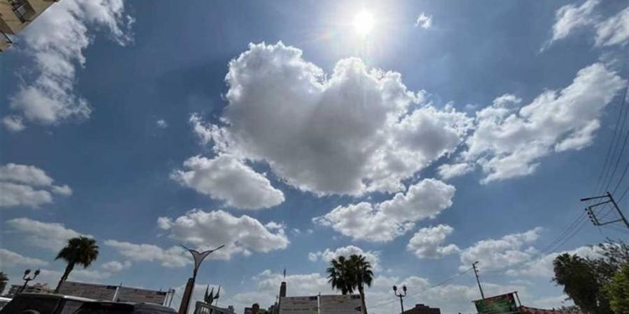 الأرصاد تحذر من ارتفاع الحرارة ونشاط الرياح.. وفرص أمطار خفيفة ببعض المناطق اليوم