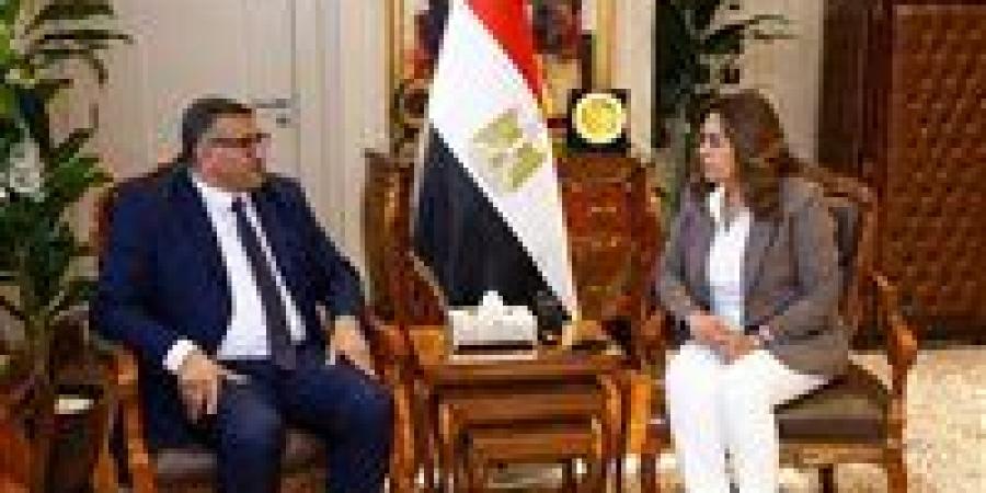 وزيرة التنمية المحلية والبيئة تتابع مشروعات «حياة كريمة» في قنا.. تنفيذ 1683 مشروعًا وإنجاز أكثر من 1000 مشروع