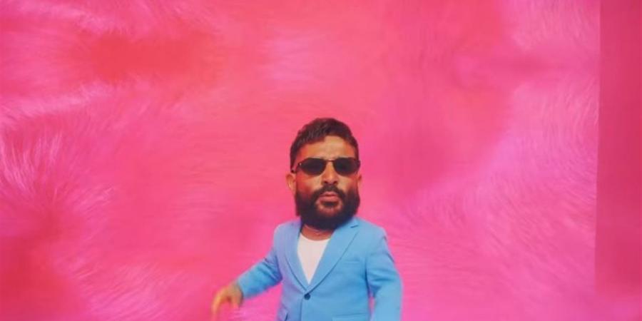 "كوتي" أحمد سعد يطلق أولى أغنيات الألبوم الفرفوش (فيديو)
