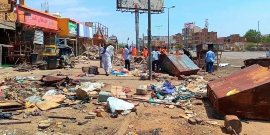 رئيس مدينة أرمنت يقود حملة "اليوم الواحد" للنظافة والتجميل بالرياينة والمحاميد وأرمنت الحيط