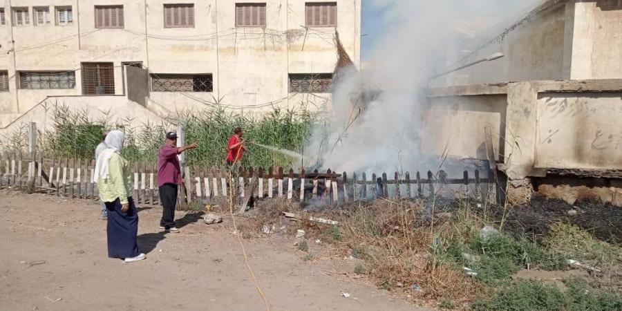 إخماد عدة حرائق في كفر سعد بدمياط