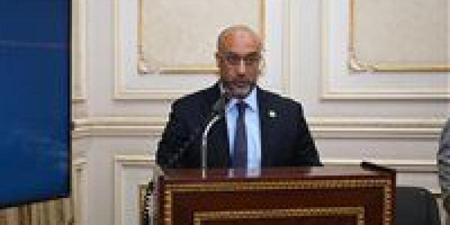 "ثورة تكنولوجية".. حسام سعيد يقترح إطلاق كارت موحد للمحافظ الإلكترونية تقفز بالمستخدمين من ٤ إلى ٥٠٪؜ في يوم واحد