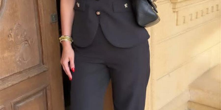 بإطلالة سوداء أنيقة.. مي سليم تخطف الأنظار بأحدث ظهور
