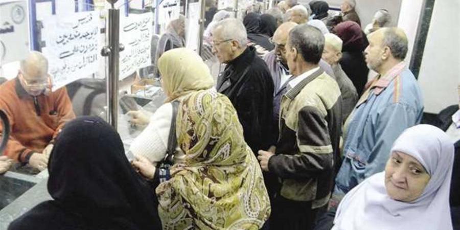 معاش الأرملة بعد الزواج.. متى يتوقف ومتى يعود؟