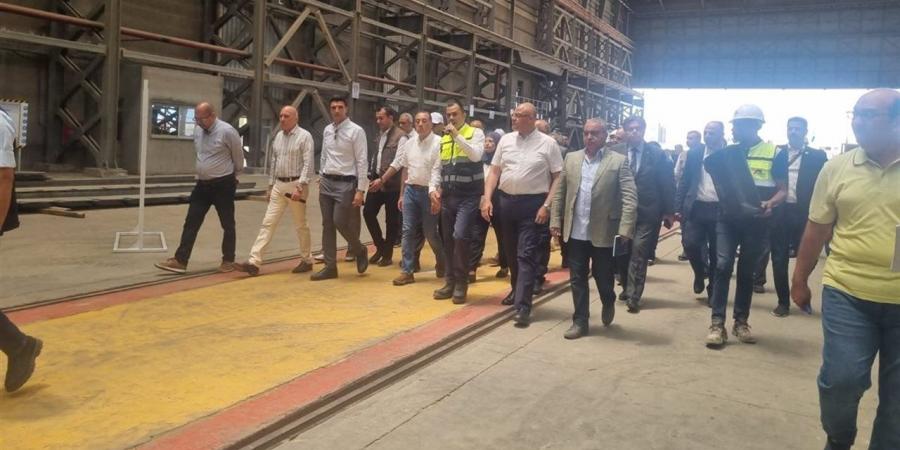 رئيس الوزراء يفتتح المرحلة الأولى لمجمع الغرابلي الصناعي ببرج العرب الجديدة