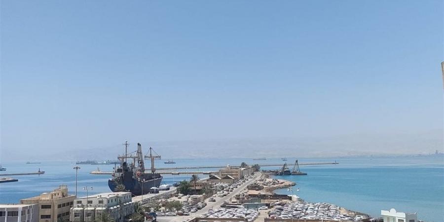 تداول 10 آلاف طن و490 شاحنة بضائع عامة ومتنوعة بموانئ البحر الأحمر