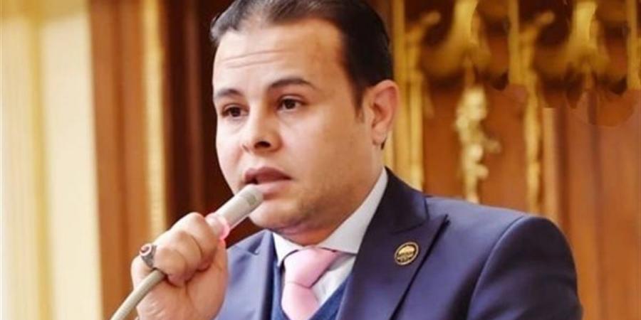 صناعة البرلمان: جولة رئيس الوزراء بالإسكندرية لتفقد عدد من المصانع تدعم مسار الدولة التنموي