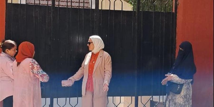 مدير "تعليم القاهرة" تتابع امتحانات الإعدادية ميدانيًا بالمرج وتشدد على الانضباط