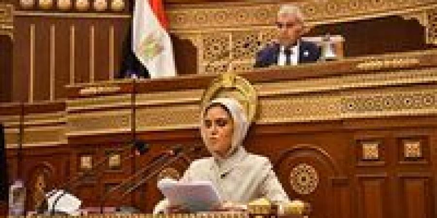 سحر نصر تستعرض تقرير لجنة الشئون المالية والاقتصادية والاستثمار بشأن خطة التنمية الاقتصادية والاجتماعية للعام المالي 2026/2027
