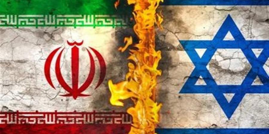 خبير: تهدئة التصعيد بين إيران وإسرائيل تعكس ترتيبات سياسية تقودها واشنطن نحو تفاهمات جديدة