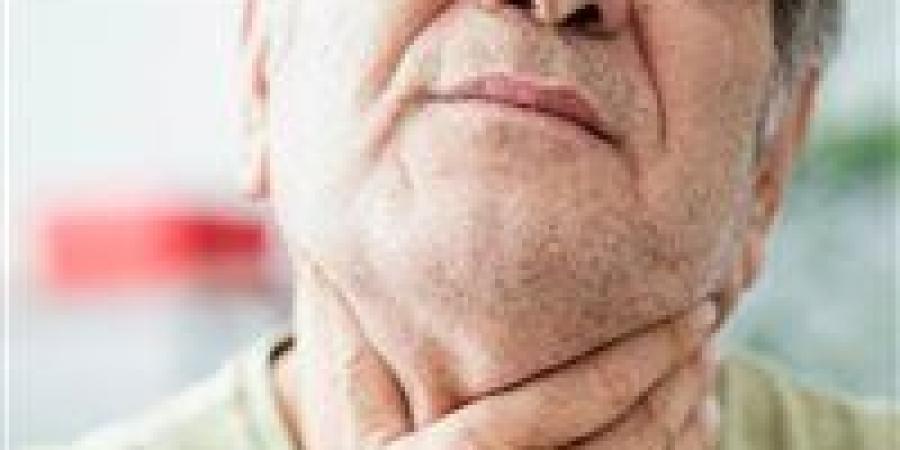"كنت بتخنق مع كل وجبة"..كيف يكشف ألم الحلق الأمراض المزمنة؟