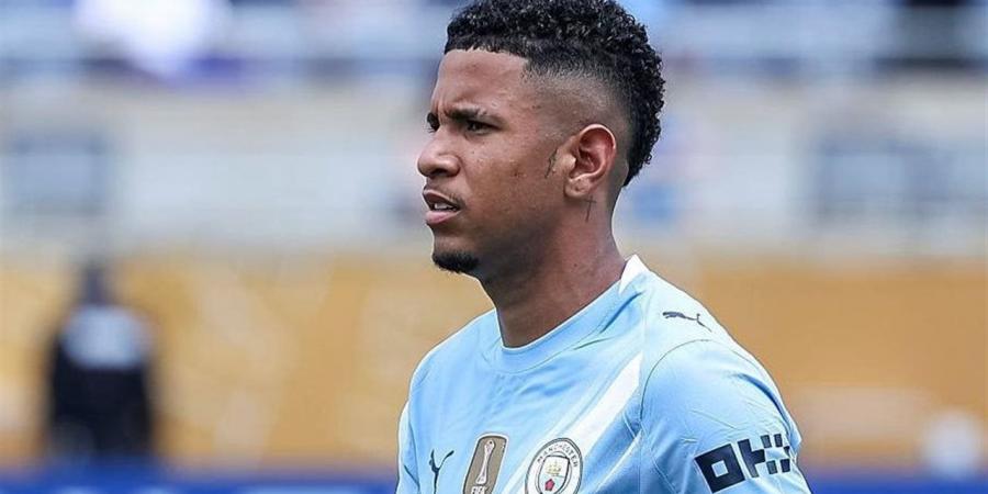 توتنهام يقترب من حسم صفقة سافينيو من مانشستر سيتي