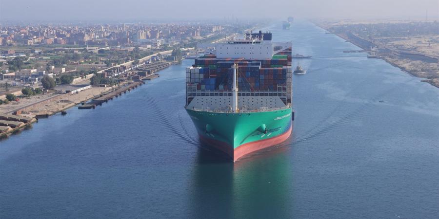 عبور أول لسفينة الحاويات العملاقة CMA CGM VENDOME عبر قناة السويس في رحلتها بين أوروبا وآسيا