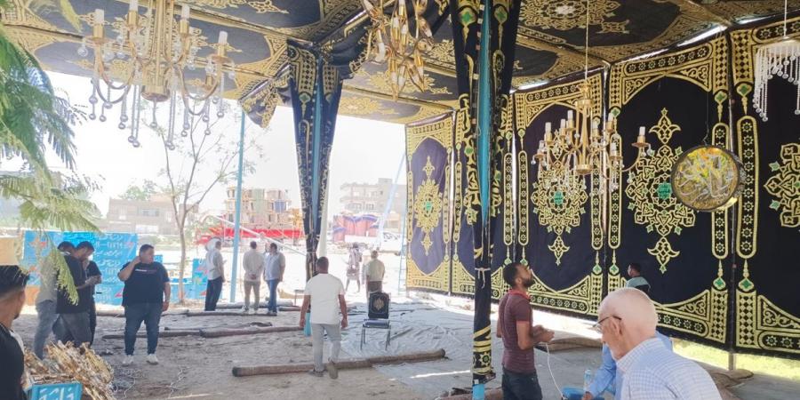 استعدادات في مسقط رأس "عبد العزيز مخيون" لاستقبال جثمانه وإقامة العزاء (صور)