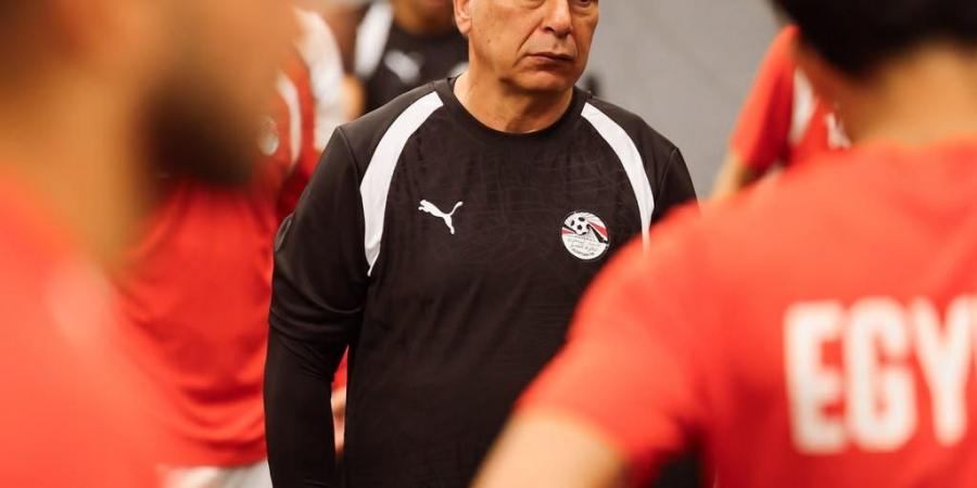 تدريبات استشفائية وبدنية للاعبي منتخب مصر بفندق الإقامة.. صور