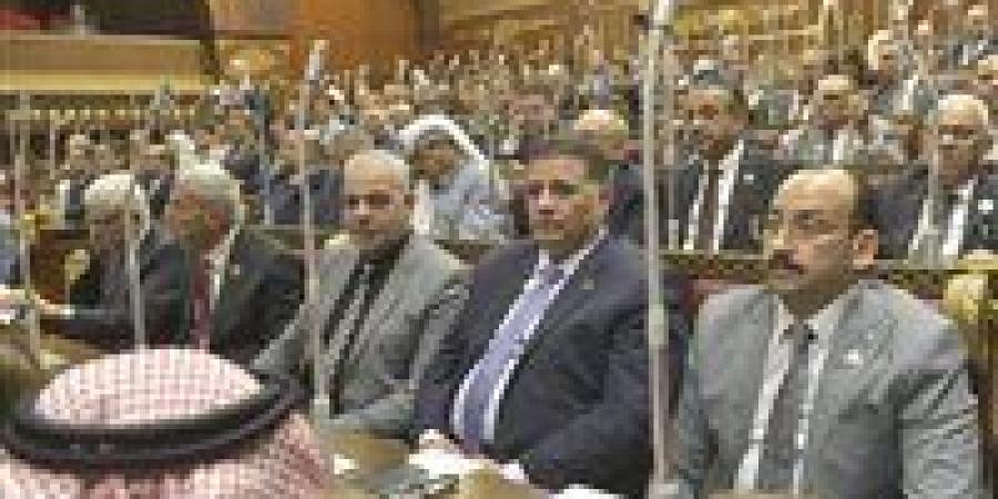 النائب عبد العاطي أحمد عبد العاطي يتابع ملف تطوير الخدمات بنزلة العطيفي